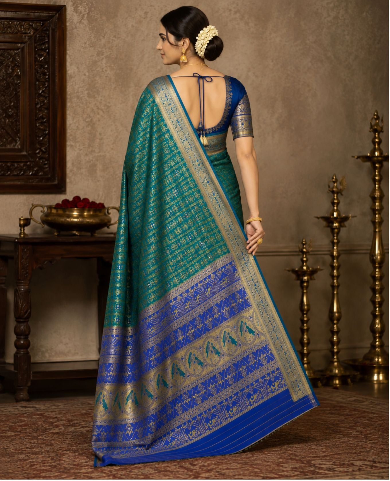 Elegant Teal Green & Royal Blue Traditional Printed Saree with Intricate Motifs & Designer Pallu